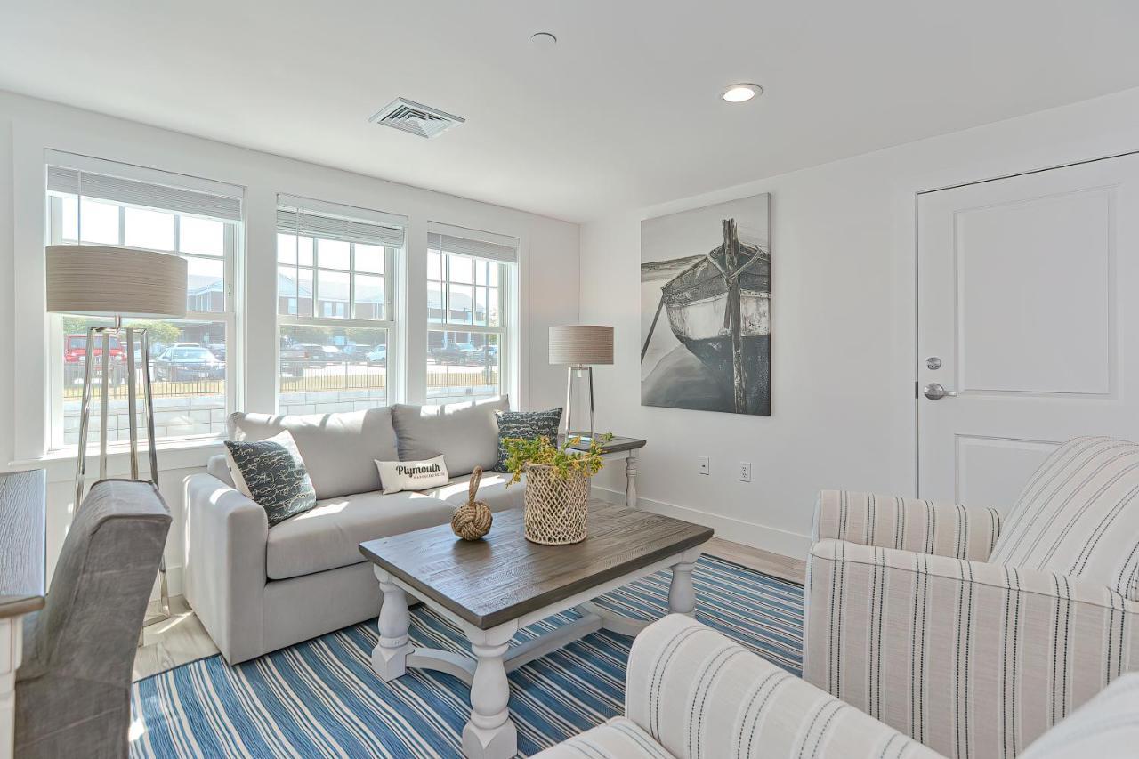 Downtown Plymouth Waterfront Luxury Condos Buitenkant foto